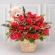 ramo de rosas y follajes con oso de peluche 